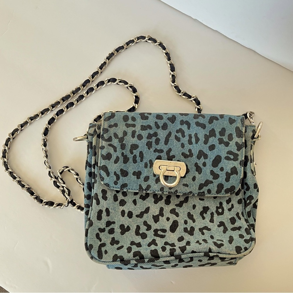 Chico’s Denim Crossbody Purse Blue Leopard Large Silver Closure Chain Strap